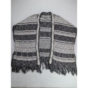 Bass Size XS Sweater Knit Fringed Open Poncho Black,White,Gray Striped Cotton